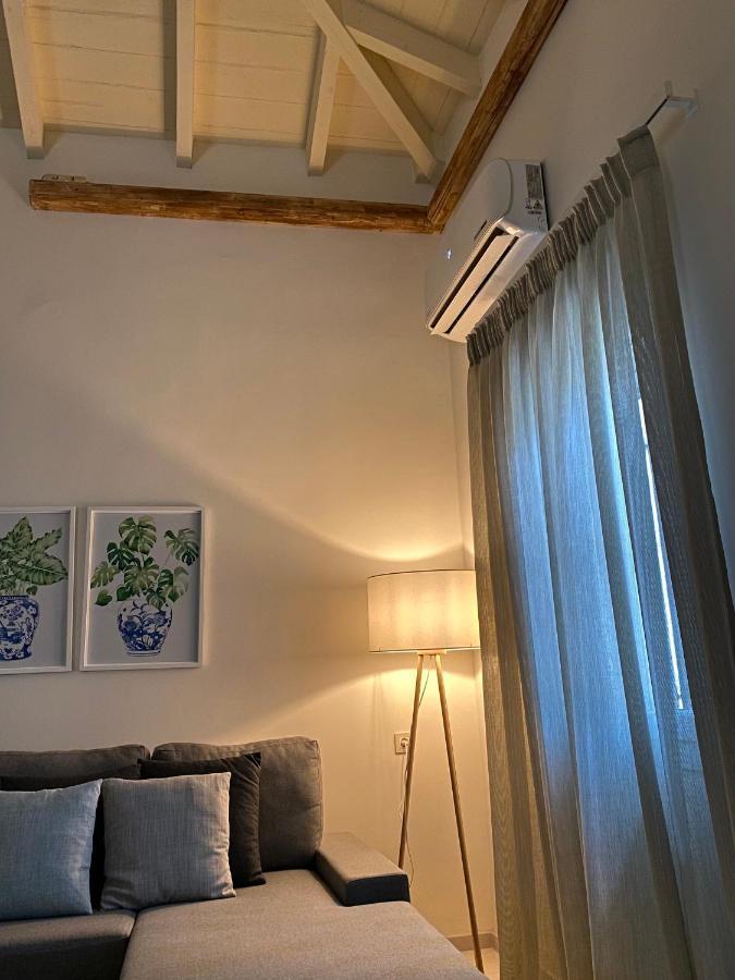Athena Luxury Apartments Mesongí Eksteriør billede